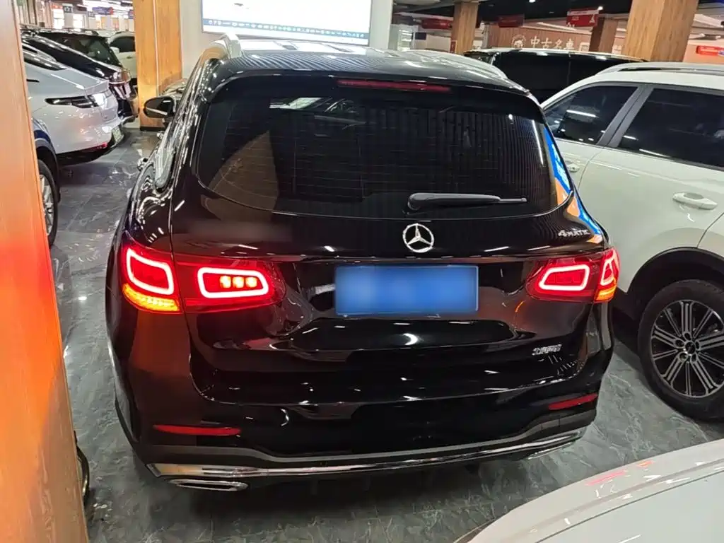 Mercedes-Benz GLC 2023