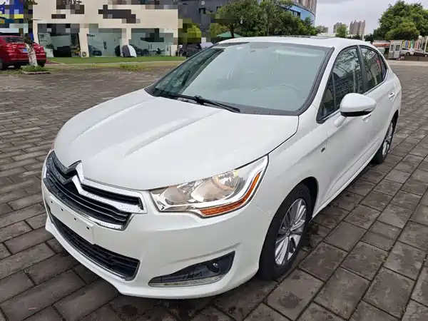 Citroën C4L 2014