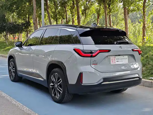 NIO ES6 2021
