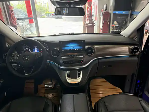 Mercedes-Benz V-Class 2020