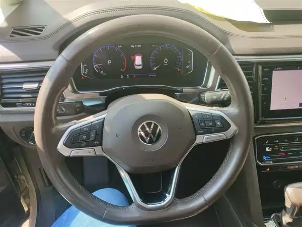 Volkswagen Viloran 2020