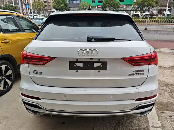 Audi Q3 2021