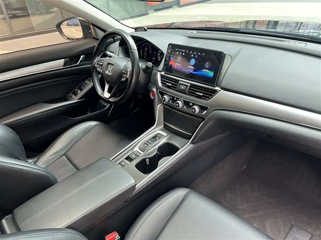 Honda Accord 2022 — фото 29