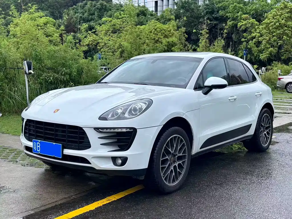 Porsche Macan 2014 — фото 1