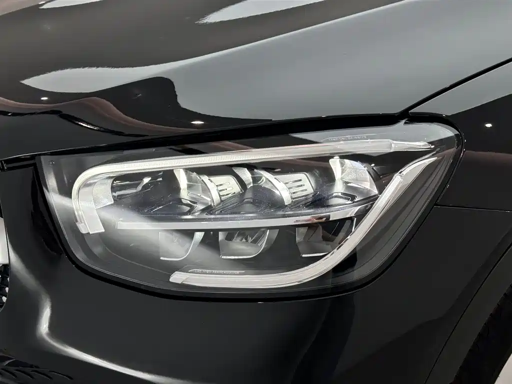 Mercedes-Benz GLC 2022 — фото 19
