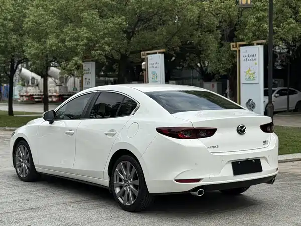Mazda 3 Axela 2020