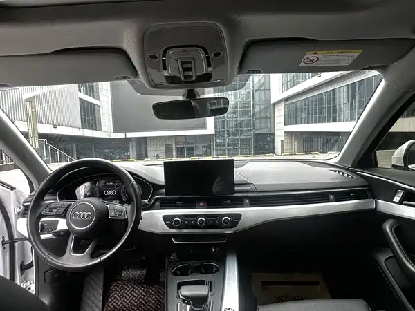 Audi A4L 2024
