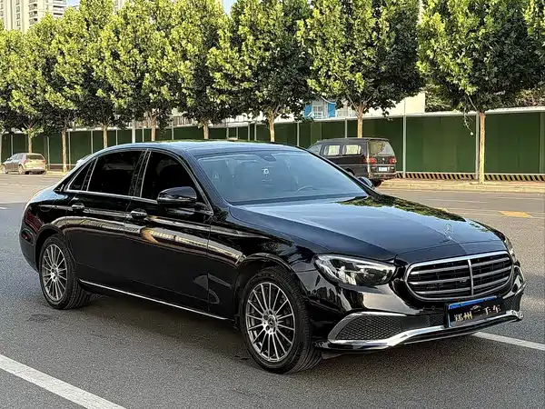 Mercedes-Benz E-Class 2021