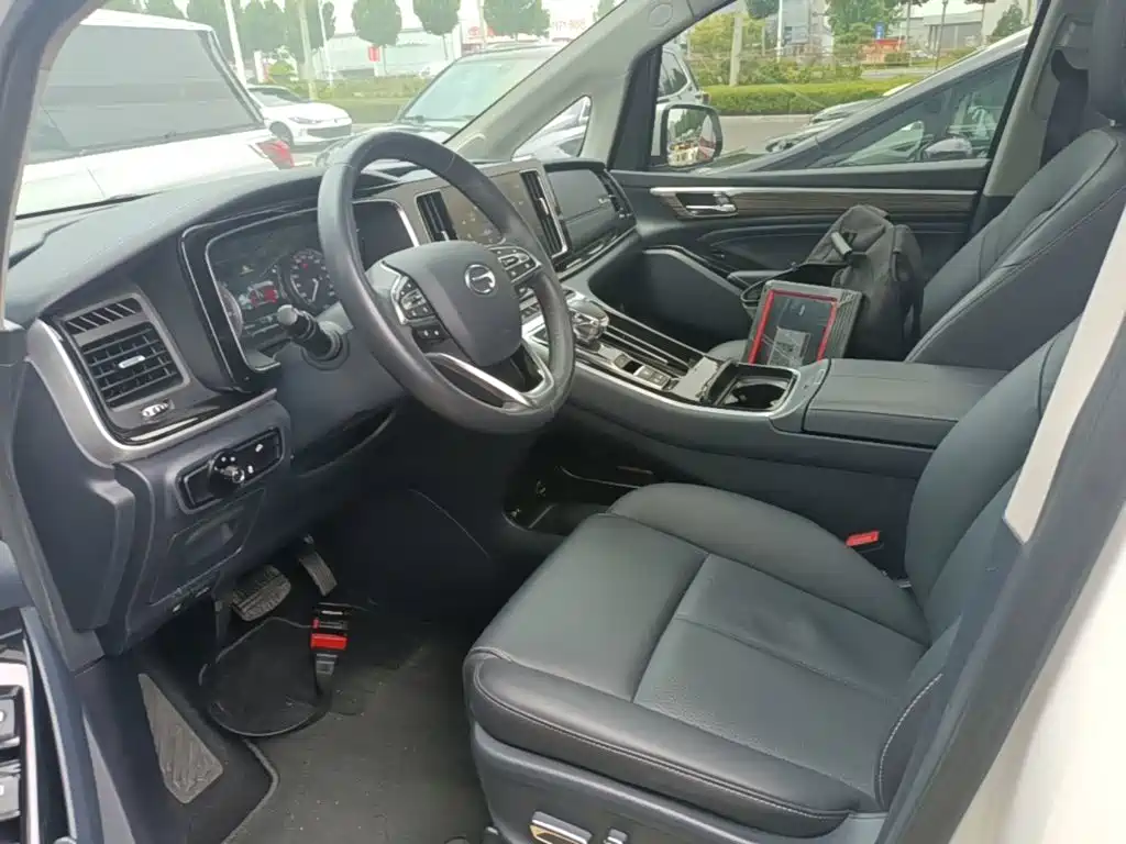 GAC Trumpchi M8 2023 — фото 15