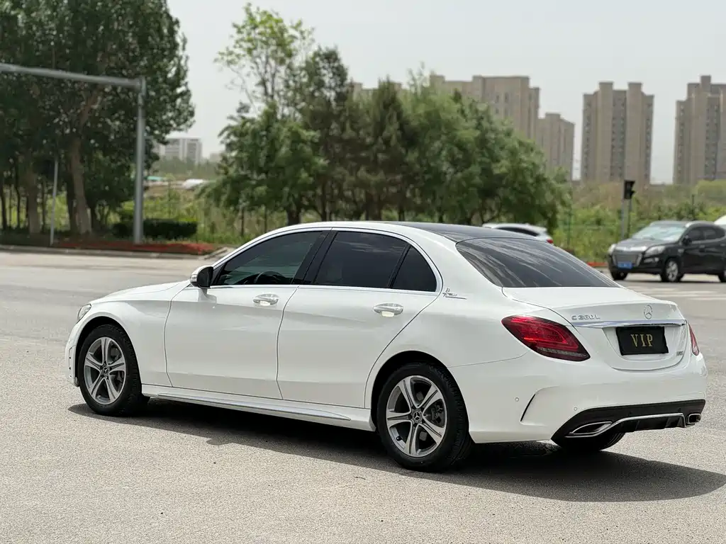 Mercedes-Benz C-Class 2018 — фото 7