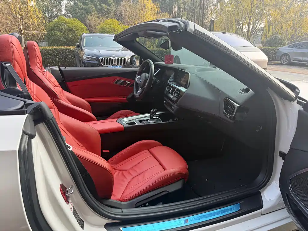 BMW Z4 2019 — фото 10