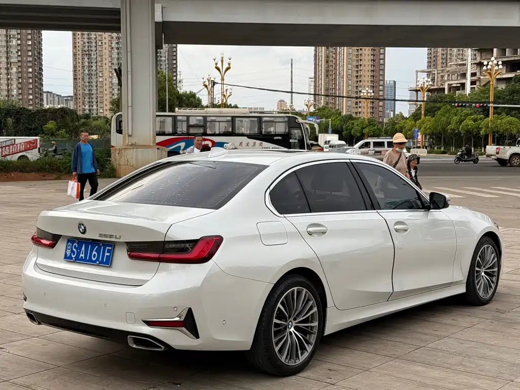 BMW 3 Series 2019