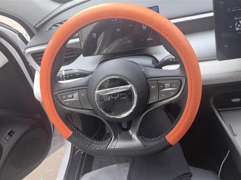 BYD Seal 05 DM-i 2025 — фото 14