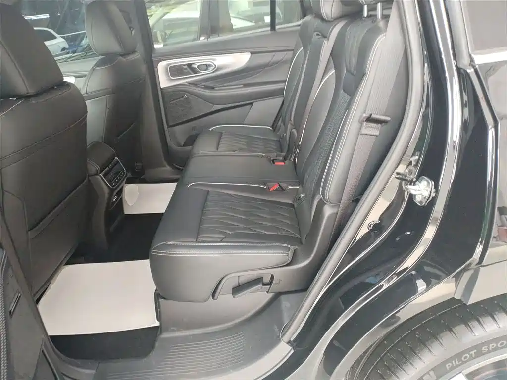 GAC Motor Trumpchi GS8 2023 — фото 14