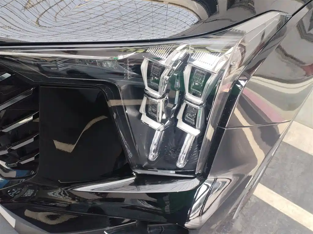 GAC Motor Trumpchi GS8 2023 — фото 15