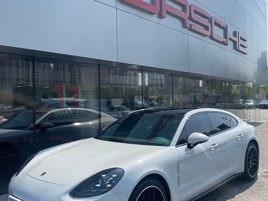 Porsche Panamera 2018 — фото 2