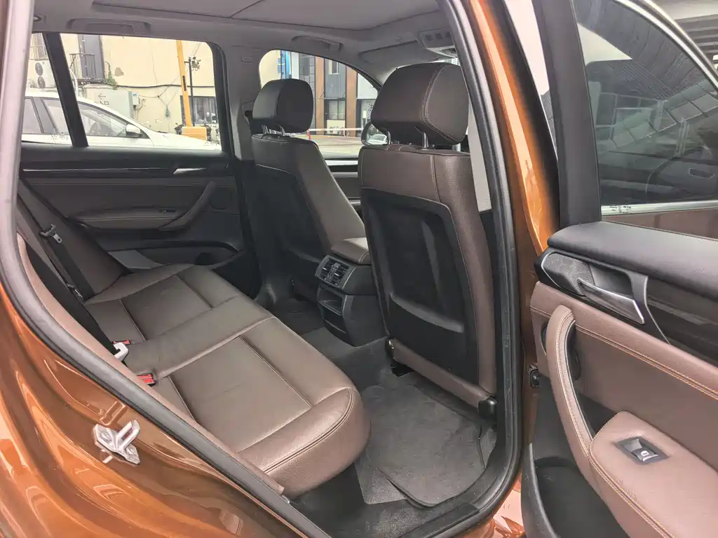 BMW X3 2016 — фото 16