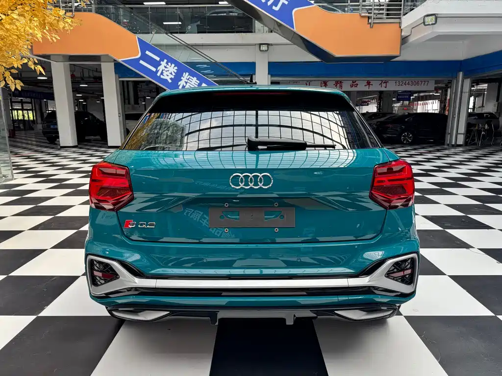 Audi Q2L 2022 — фото 7