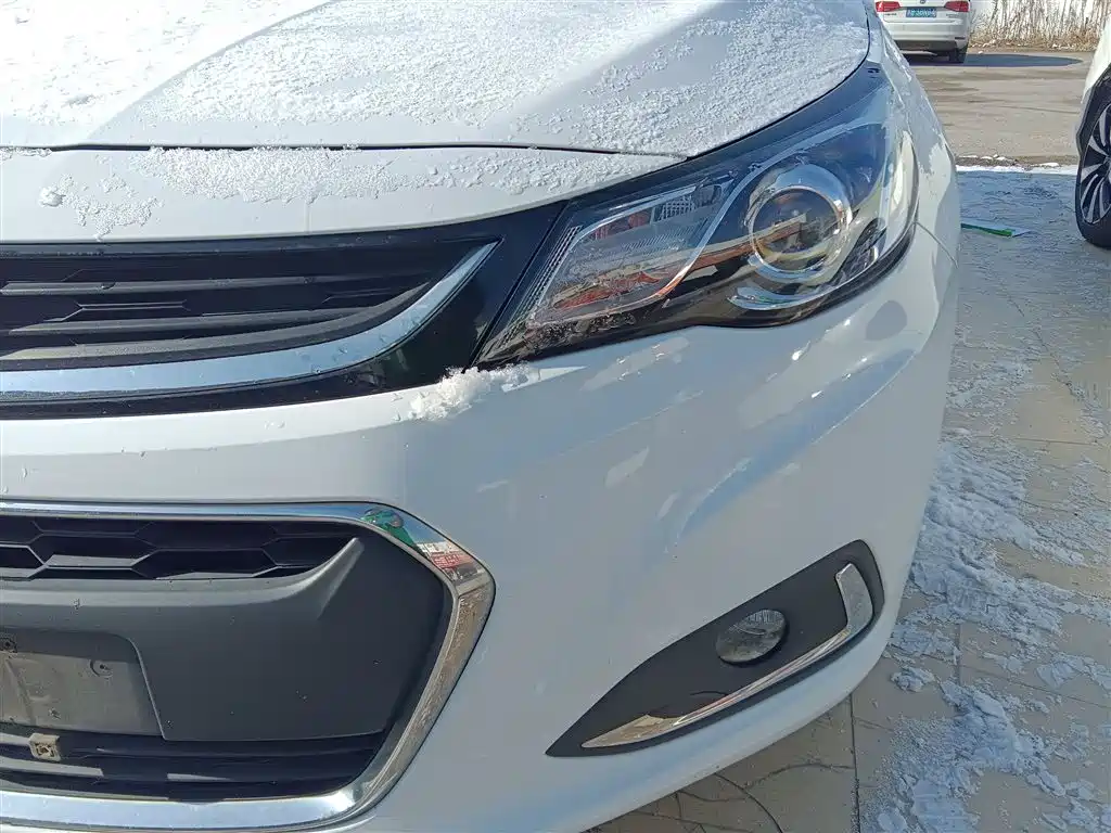 Chevrolet Malibu 2018 — фото 15