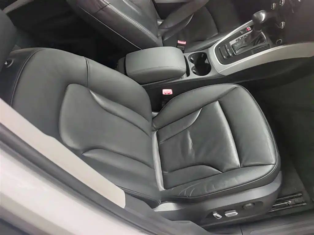 Audi Q5 2015 — фото 25
