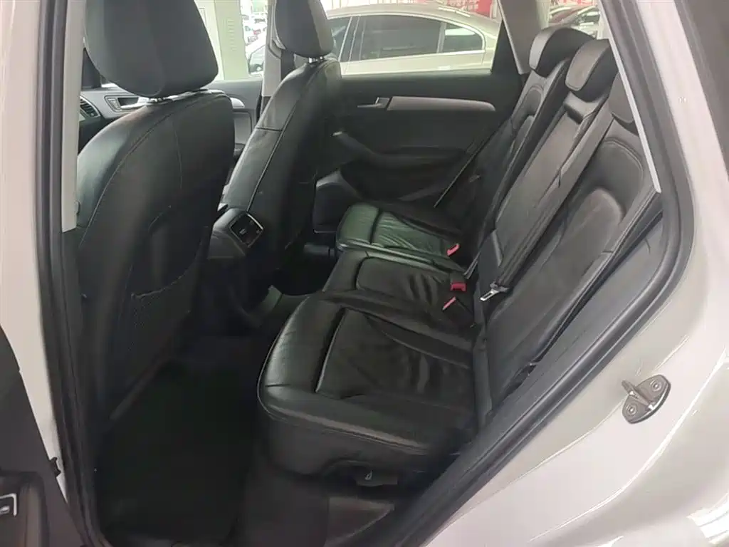 Audi Q5 2015 — фото 17