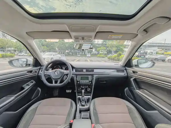 Volkswagen C-TREK Weiling 2017