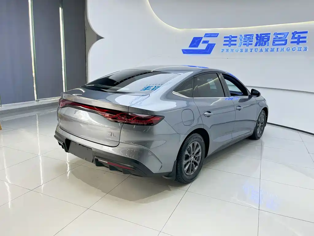 BYD Qin L 2025 — фото 4