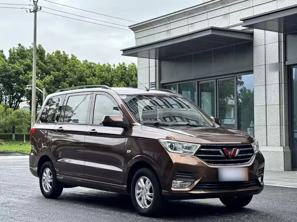 Wuling Hongguang 2019 — фото 7