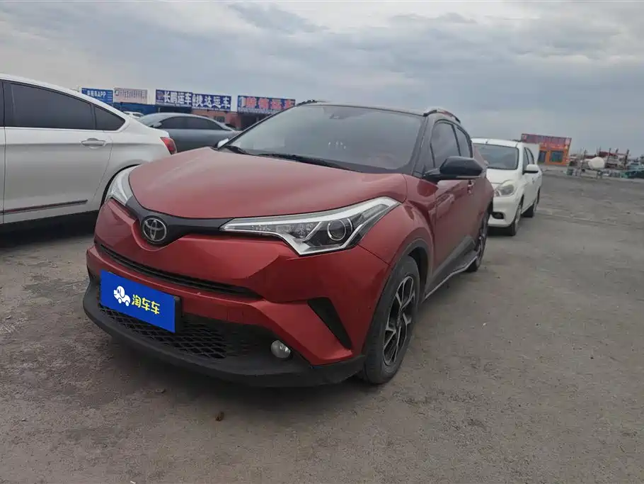 Toyota C-HR 2020 — фото 1