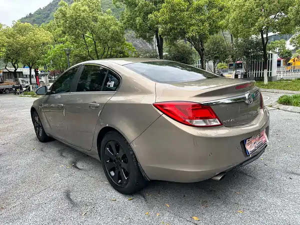 Buick Regal 2012