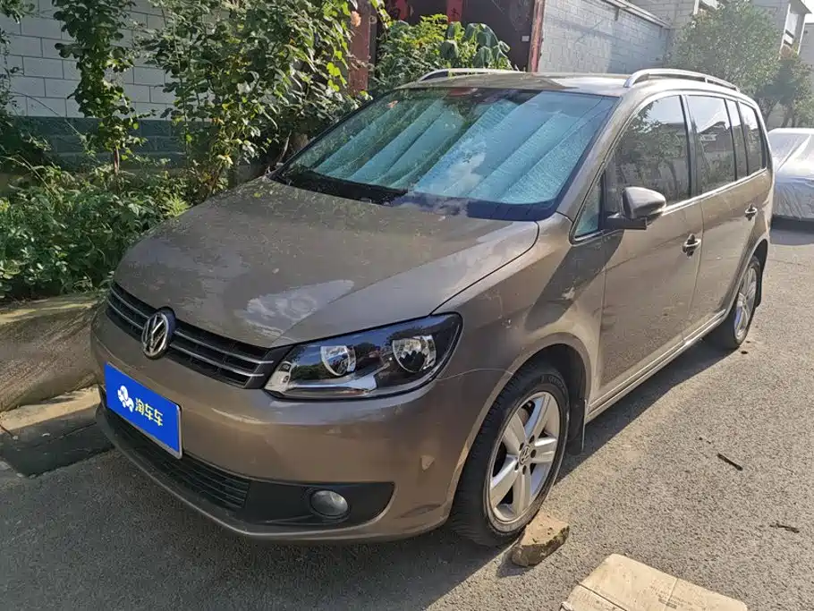Volkswagen Touran 2015