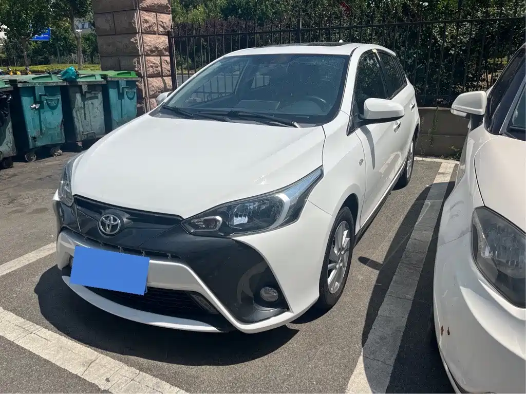 Toyota Yaris L 2018 — фото 1