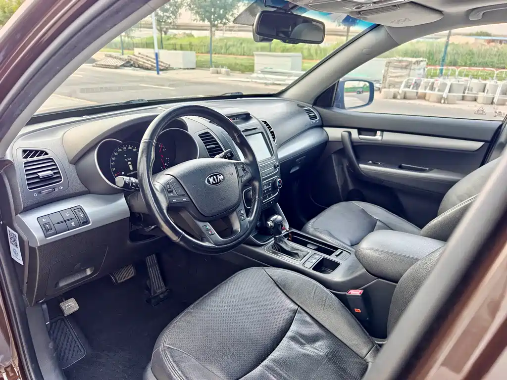 Kia Sorento 2014 — фото 11