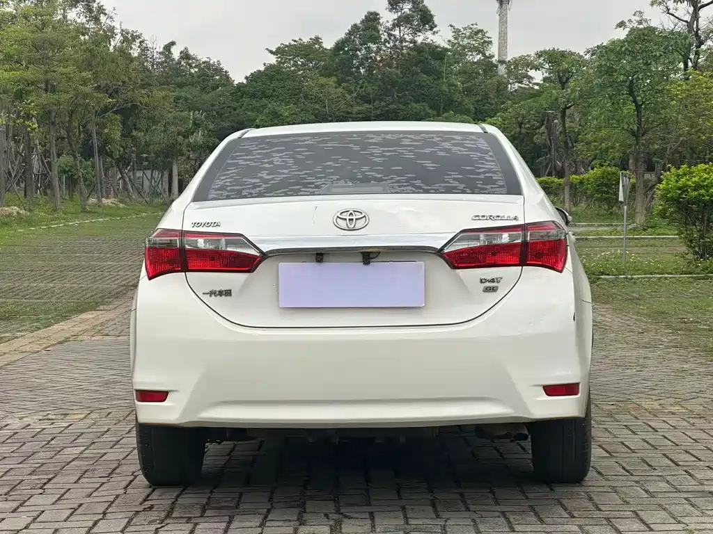 Toyota Corolla 2018 — фото 10