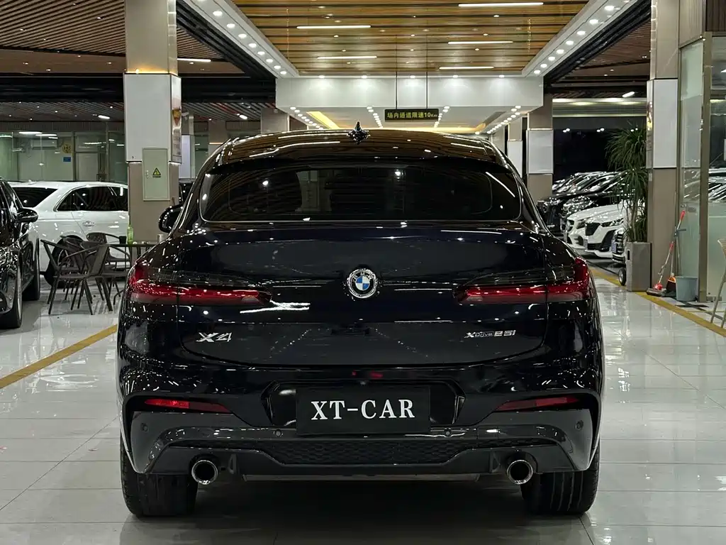 BMW X4 2019 — фото 8