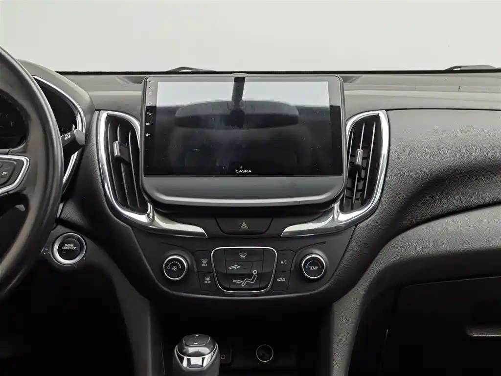 Chevrolet Equinox 2018 — фото 12