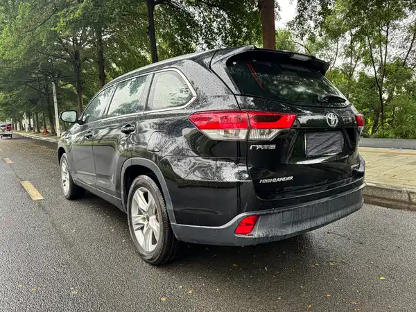 Toyota Highlander 2020