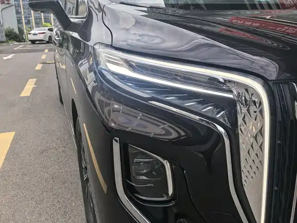 Hongqi HQ9 PHEV 2024