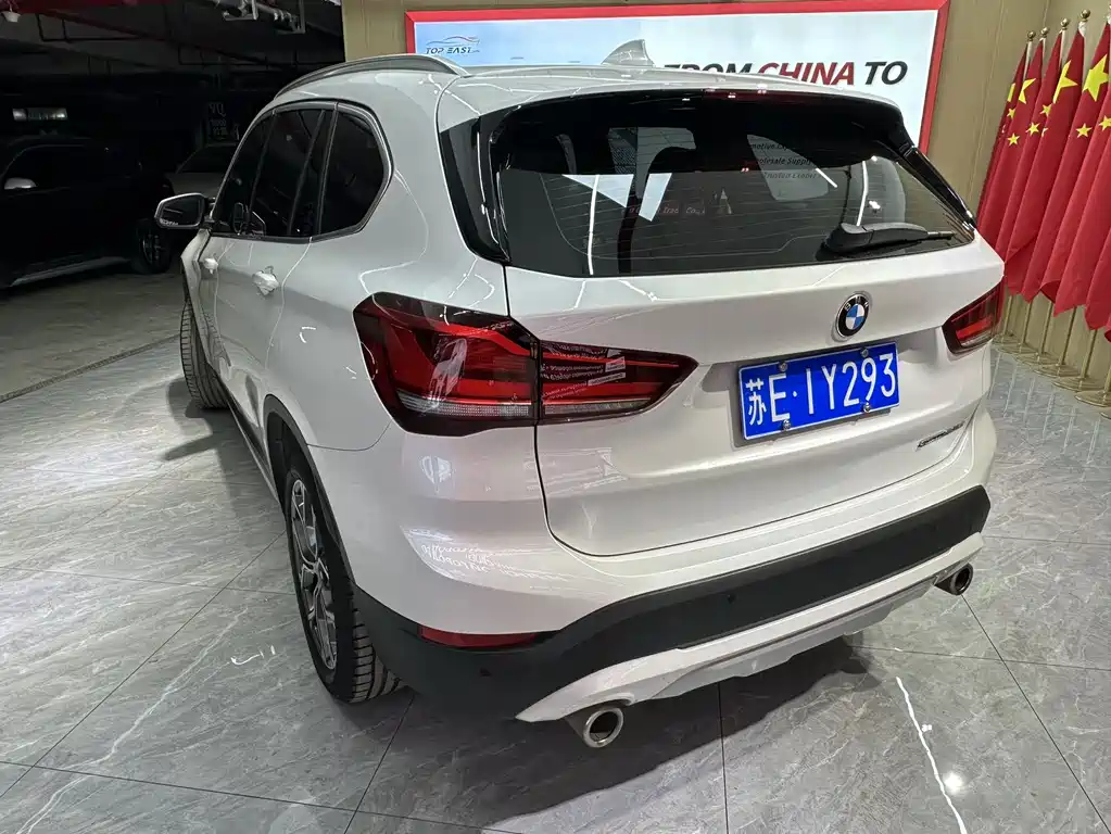 BMW X1 2022 — фото 7