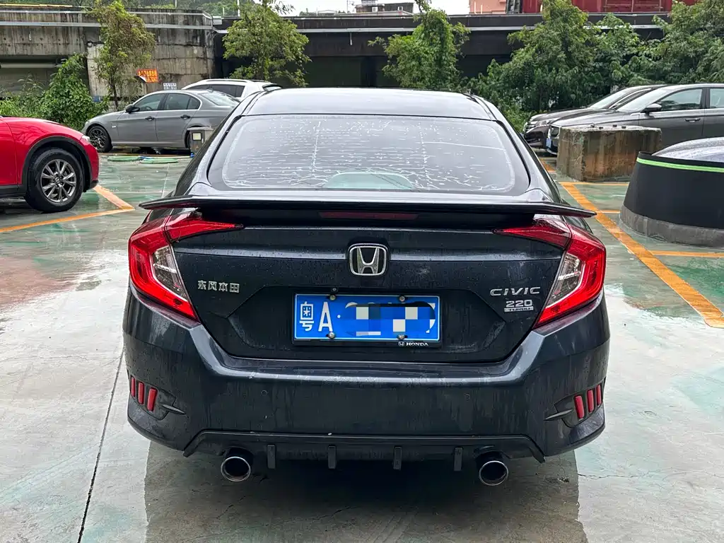 Honda Civic 2017 — фото 3
