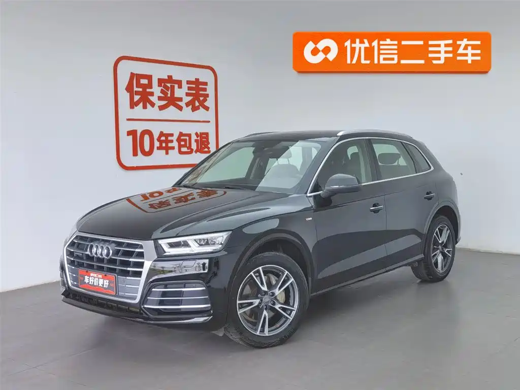 Audi Q5L 2018 — фото 1