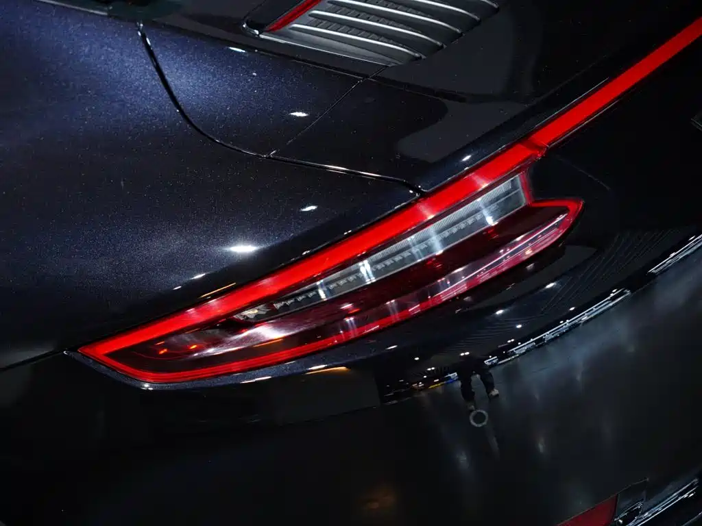 Porsche 911 2019 — фото 9
