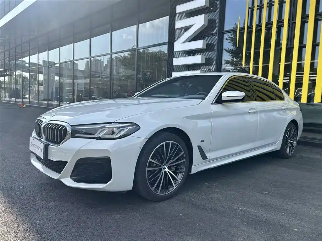 BMW 5 Series 2023