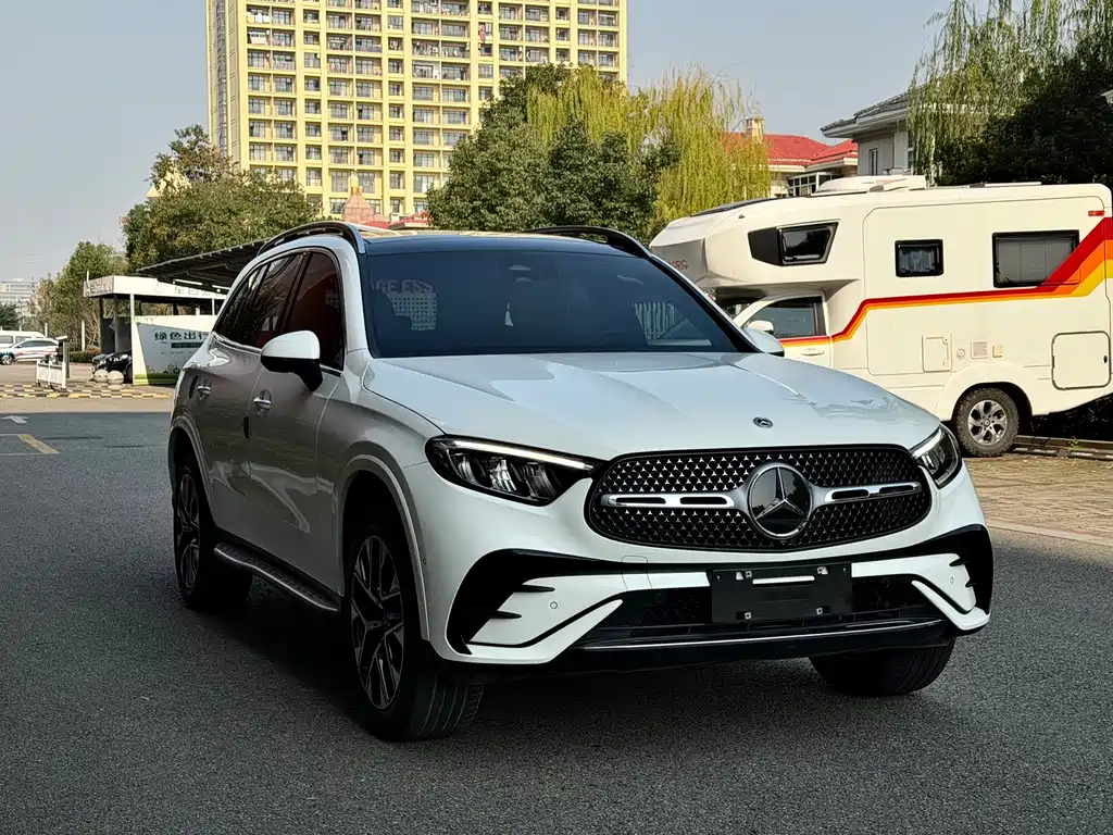 Mercedes-Benz GLC 2024