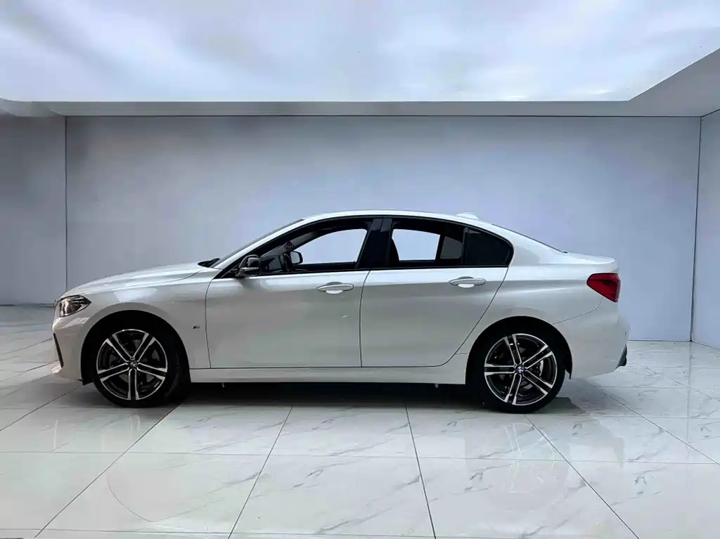 BMW 1 Series 2022