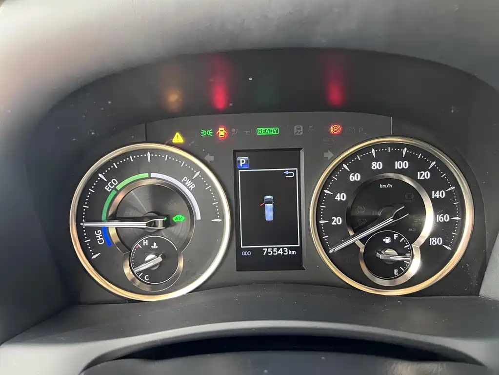 Toyota Alphard 2020 — фото 23