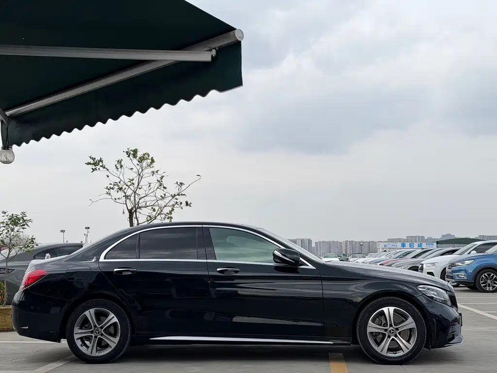 Mercedes-Benz C-Class 2020 — фото 13