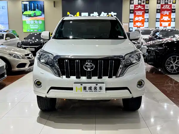 Toyota Prado 2016