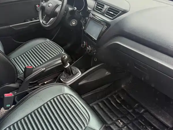 Kia K2 2015