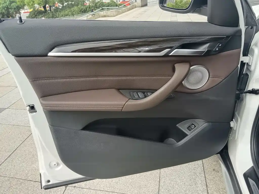 BMW X1 2021 — фото 14